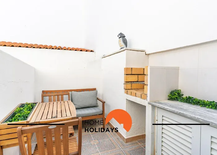 Апартаменти #313 Travessa Dos Arcos Flat By Holidays